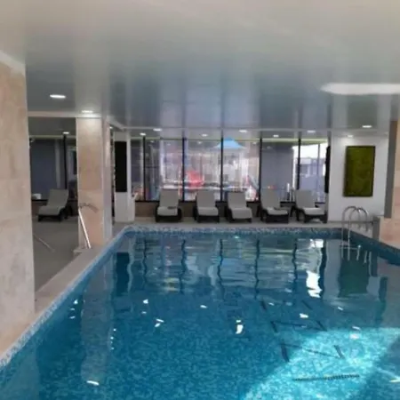 아파트 Sunrise Deluxe - Pool & Promenada Năvodari