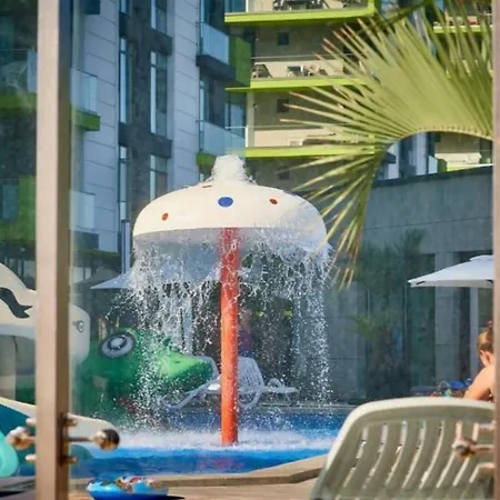 Sunrise Deluxe - Pool & Promenada Апартаменты