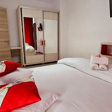 Sunrise Deluxe - Pool & Promenada Lägenhet *