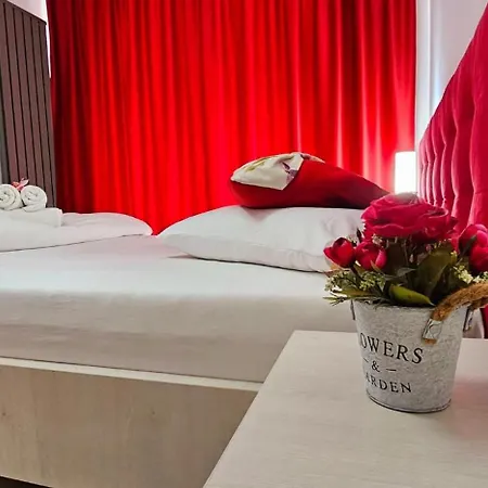 Lägenhet Sunrise Deluxe - Pool & Promenada *