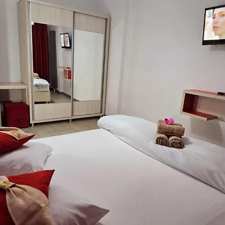 Lägenhet Sunrise Deluxe - Pool & Promenada