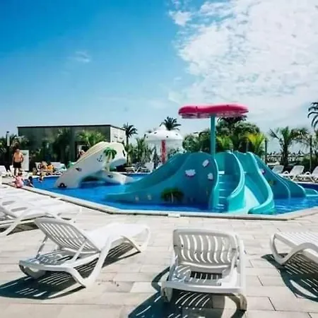 Lägenhet Sunrise Deluxe - Pool & Promenada